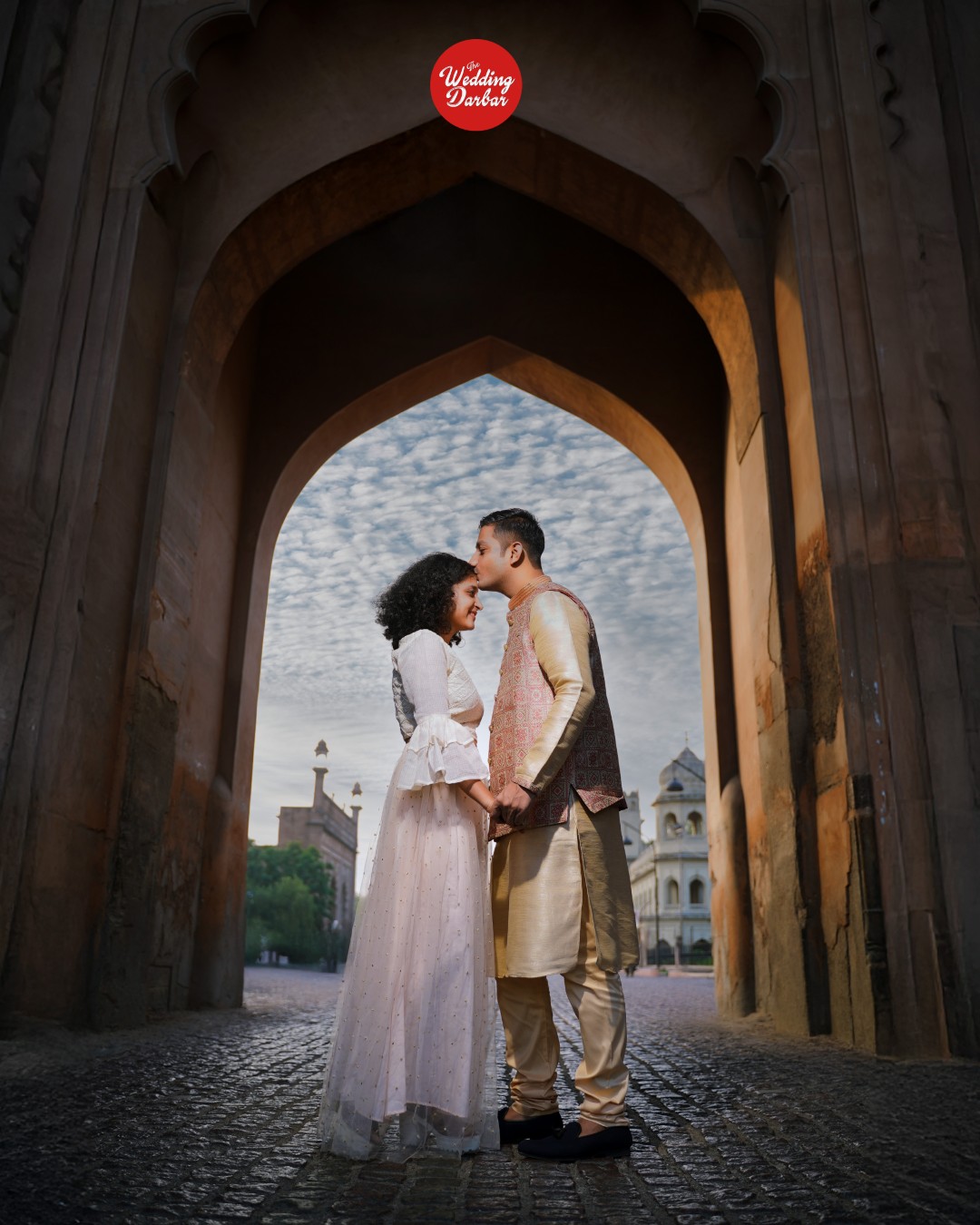 Pargya & Mayak - Pre Wedding Photographer in Lucknow - The Wedding Darbar (3)